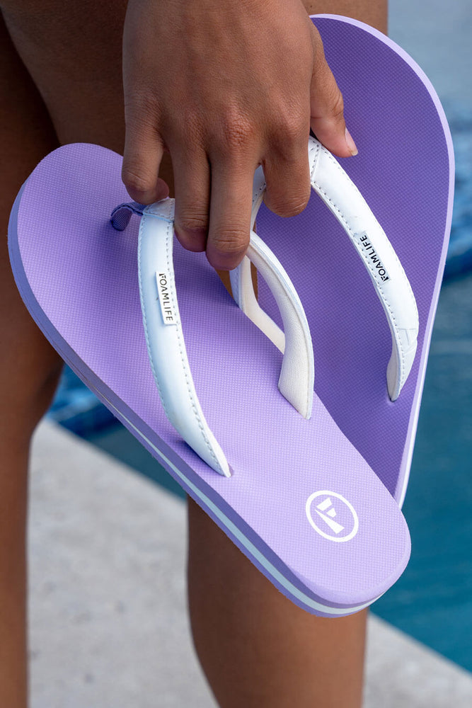 Lilac flip flops outlet