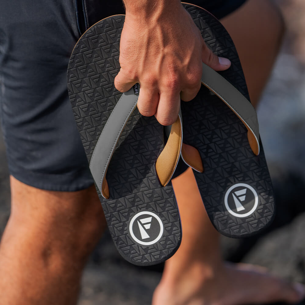 
                  
                    Traad - Mens Flip Flops - Black/Slate Grey
                  
                