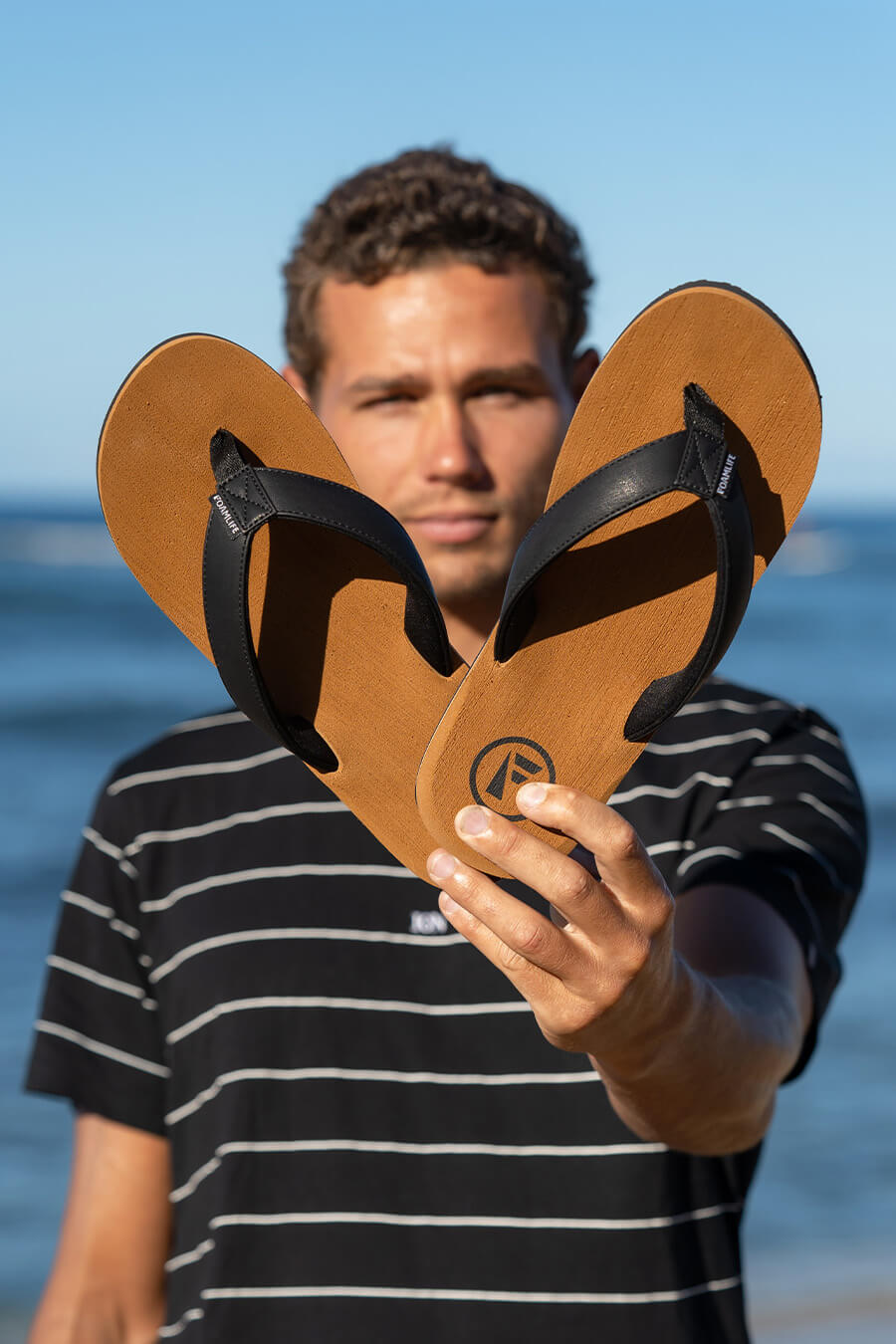 Seales - Mens Flip Flops - Tan/Black